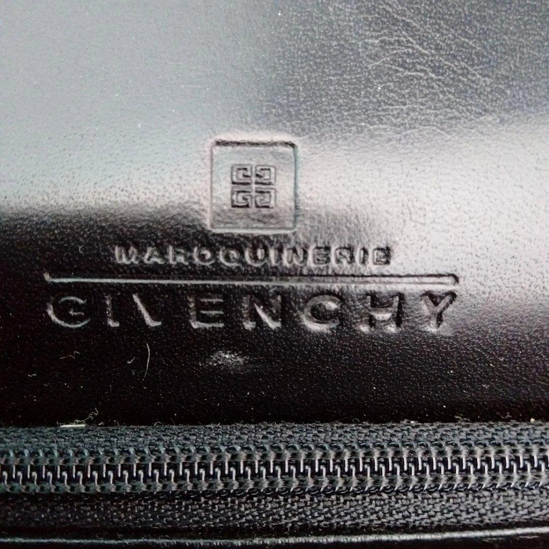 GIVENCHYハンドバッグ