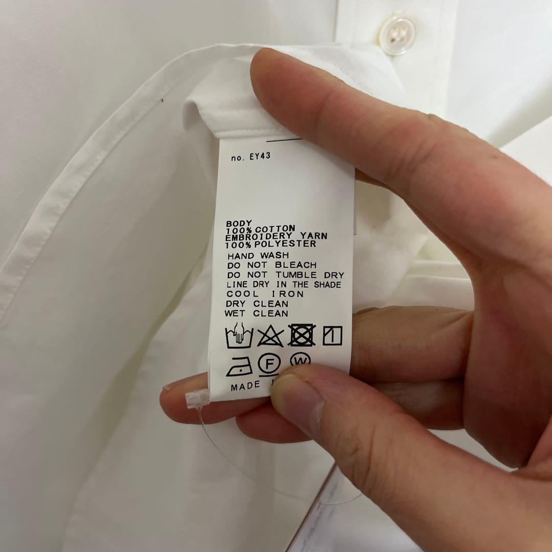 フレームワーク　新品未使用　ホワイト LOVE FOR YOU 刺繍 シャツ