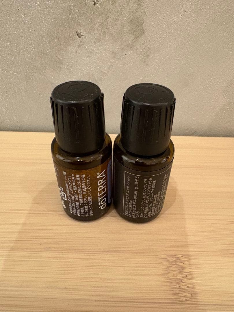 新品未開封　ドテラ ペパーミント フランキンセンス ドテラ　エッセンシャルオイル