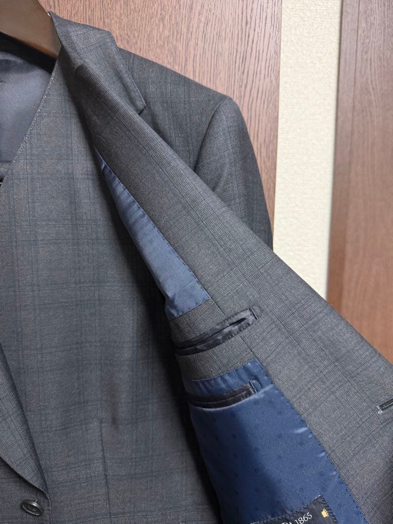 AB4新品未使用！極上イタリアREDAウール100%グレー3ピーススーツ！極小訳