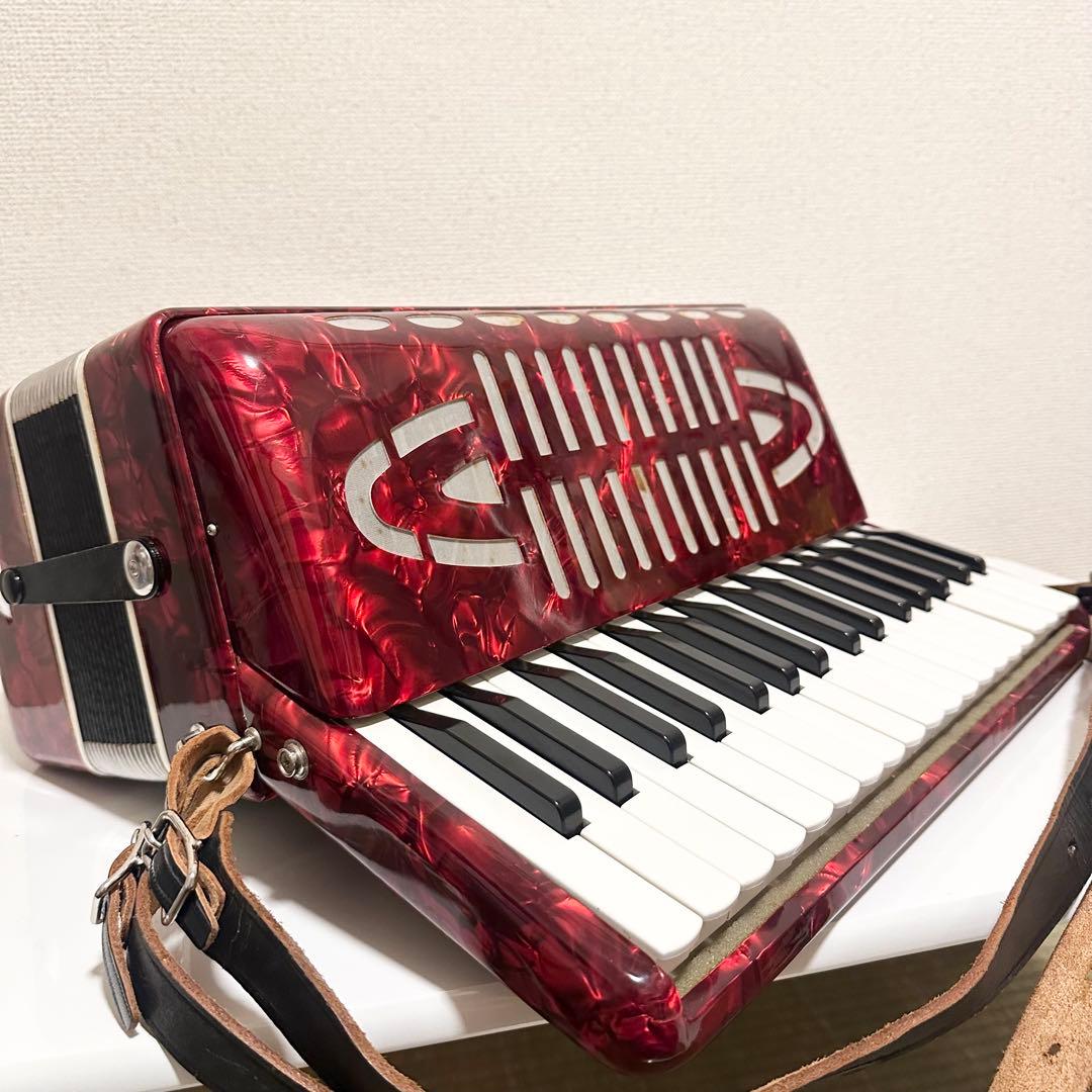 TOMBO トンボ アコーディオン No.320 赤パール 32鍵 ハードケース