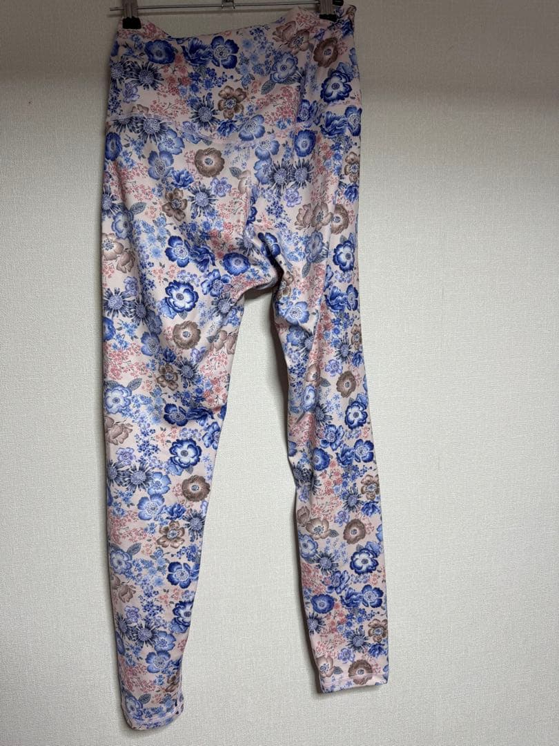 【SUKALA】エンブロイダリープリントカバーキャミソール　レギンスセット　L