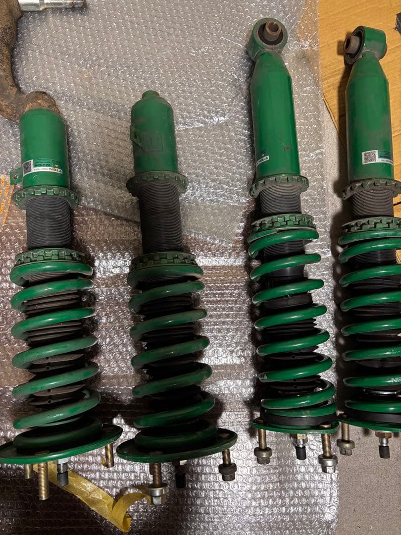 TEIN テイン　車高調　　マークX、クラウン、アルファード