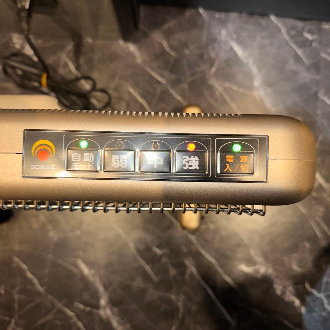 美品 サンルミエ エクセラ7 本体 N700L-GR 遠赤外線 ヒーター 暖房機