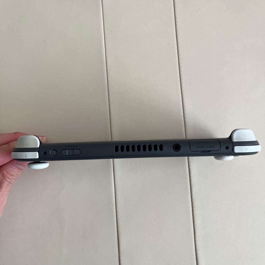 Nintendo Switch Lite グレー +ドラゴンクエストIII