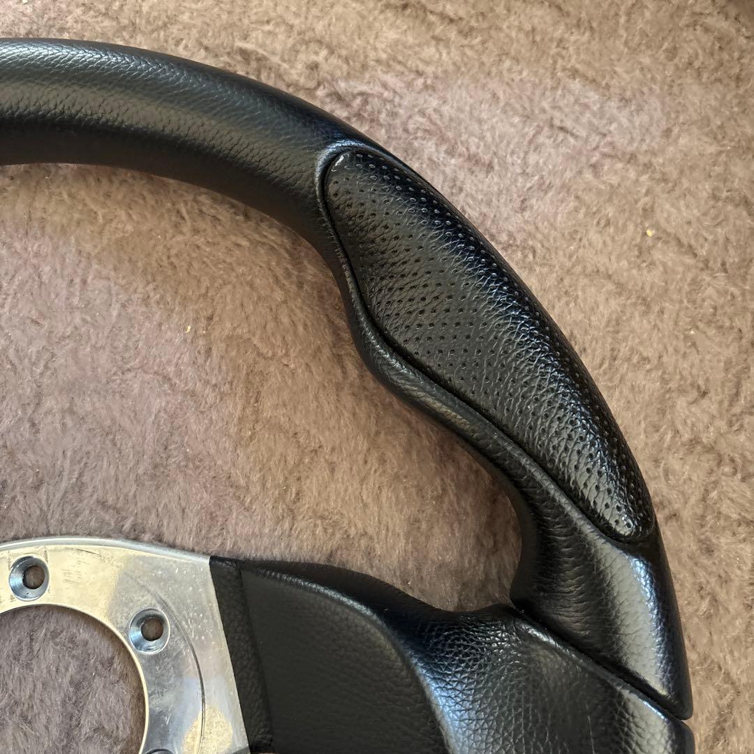 momoステアリング コマンド2 320mm