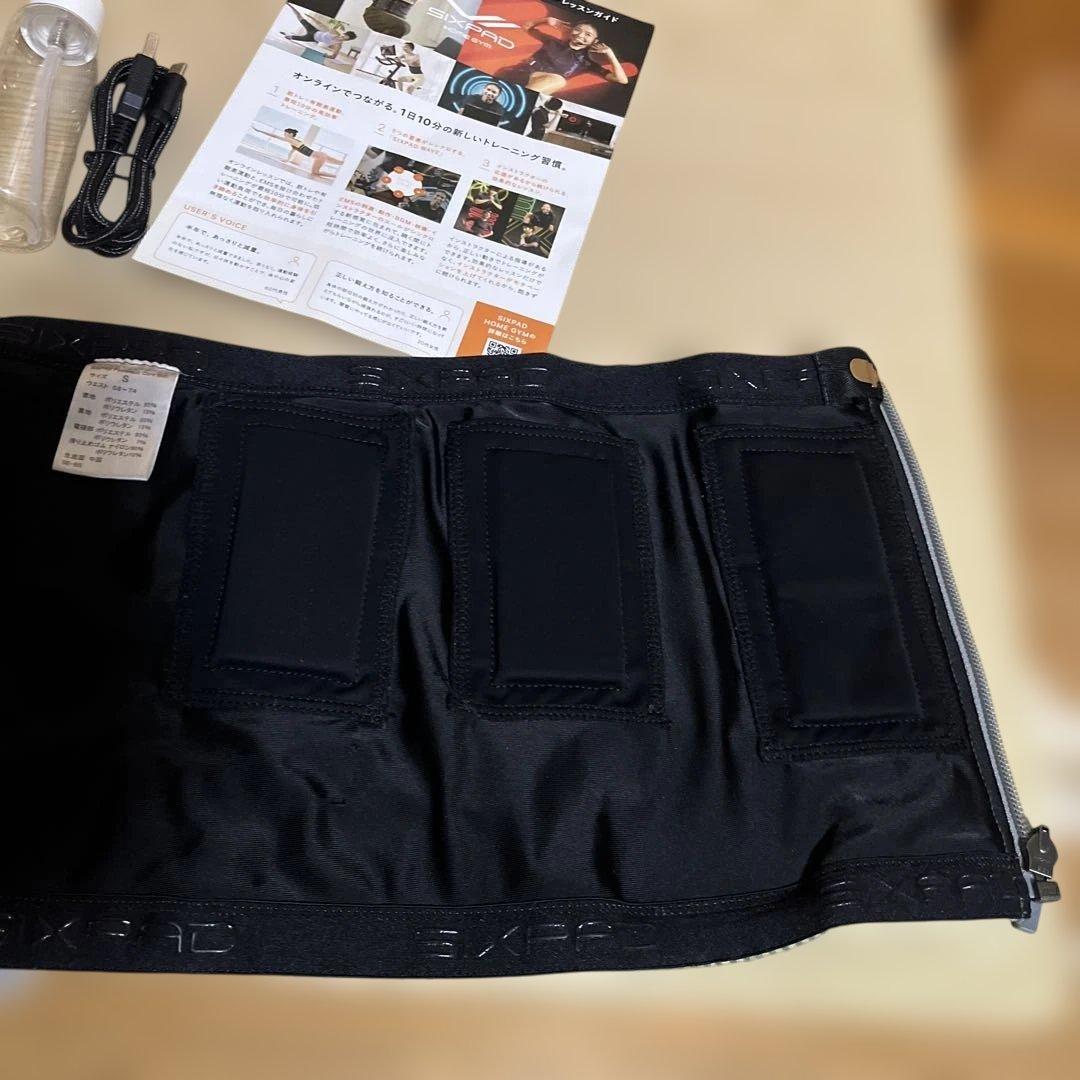 美品Sサイズ　シックスパット　パワースーツコアベルト、コントローラ付