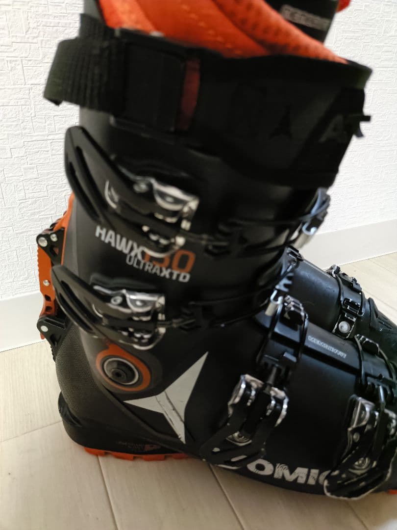 スキー ATOMICE HAWX 130 ULTRA XTD