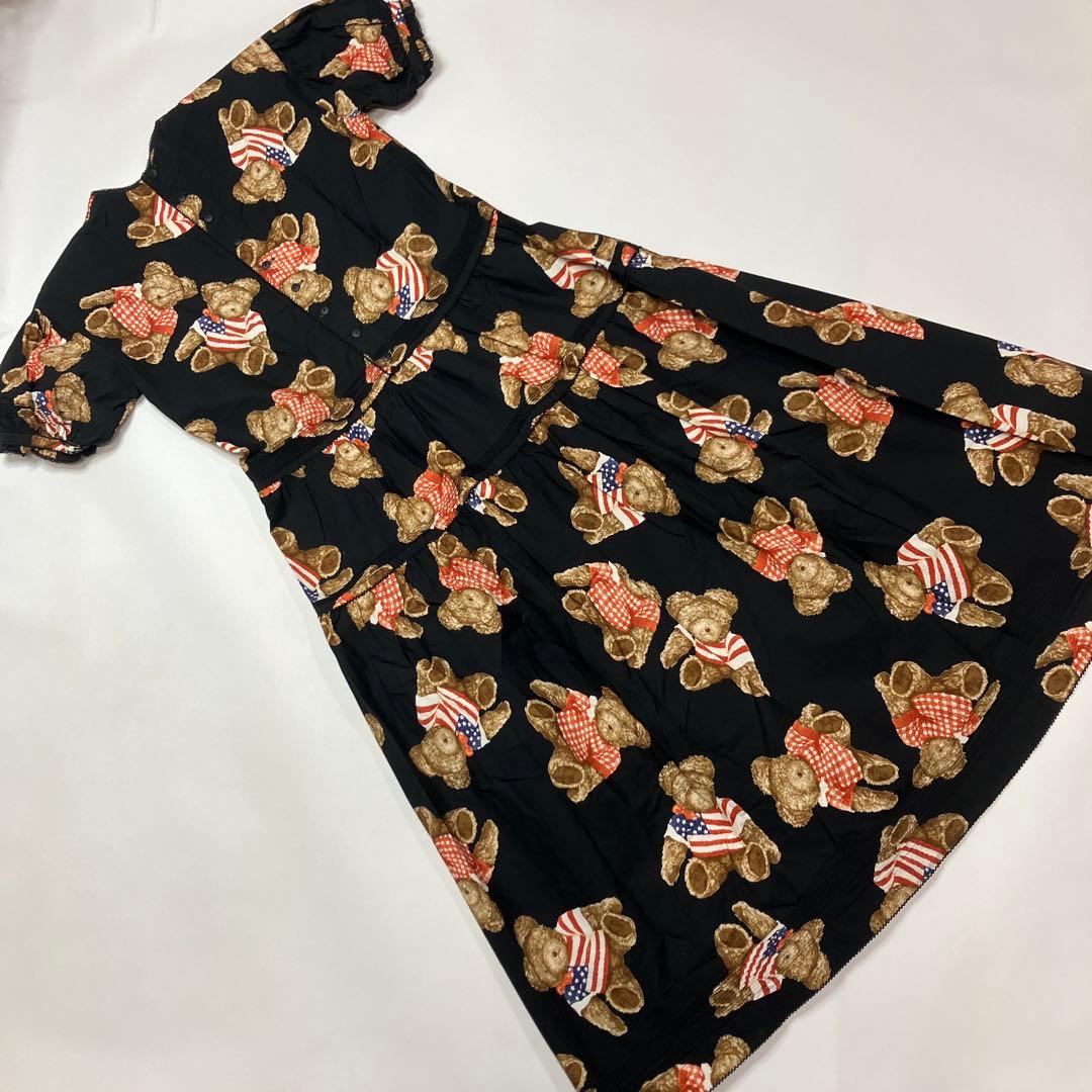 ワンダフルワールド 黒 星条旗くまちゃん柄 ピンタック使い ワンピース