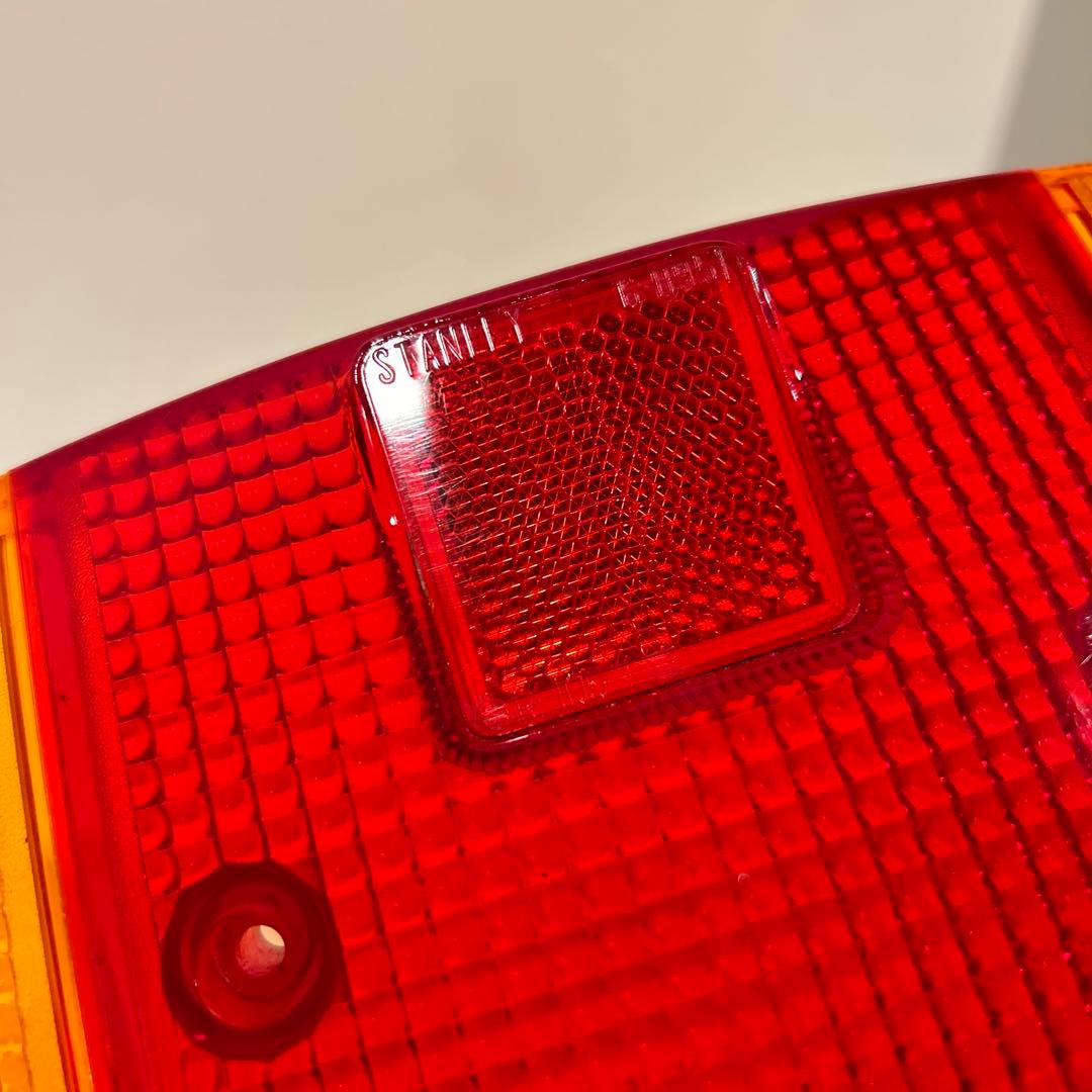 cbx400f 純正テールランプ　テールレンズ　当時物　本物　刻印有