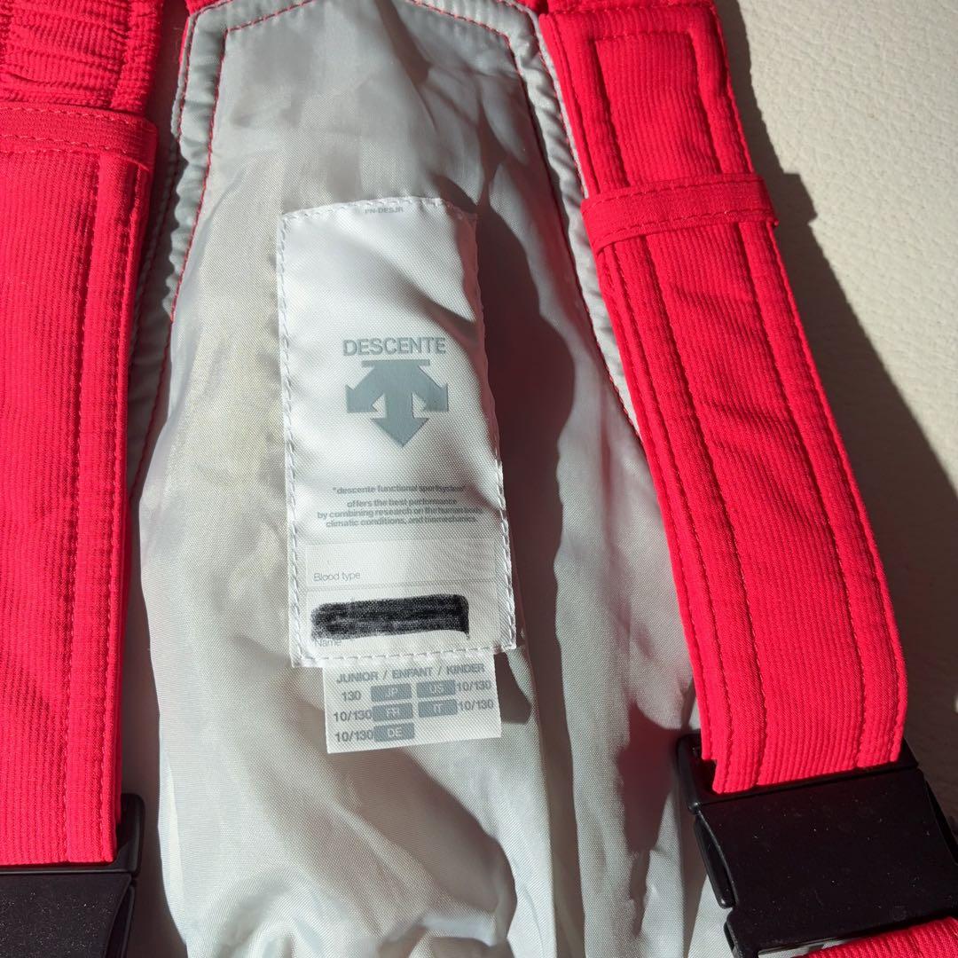 DESCENTE子ども用スキーウェア 黒/赤 フード付き