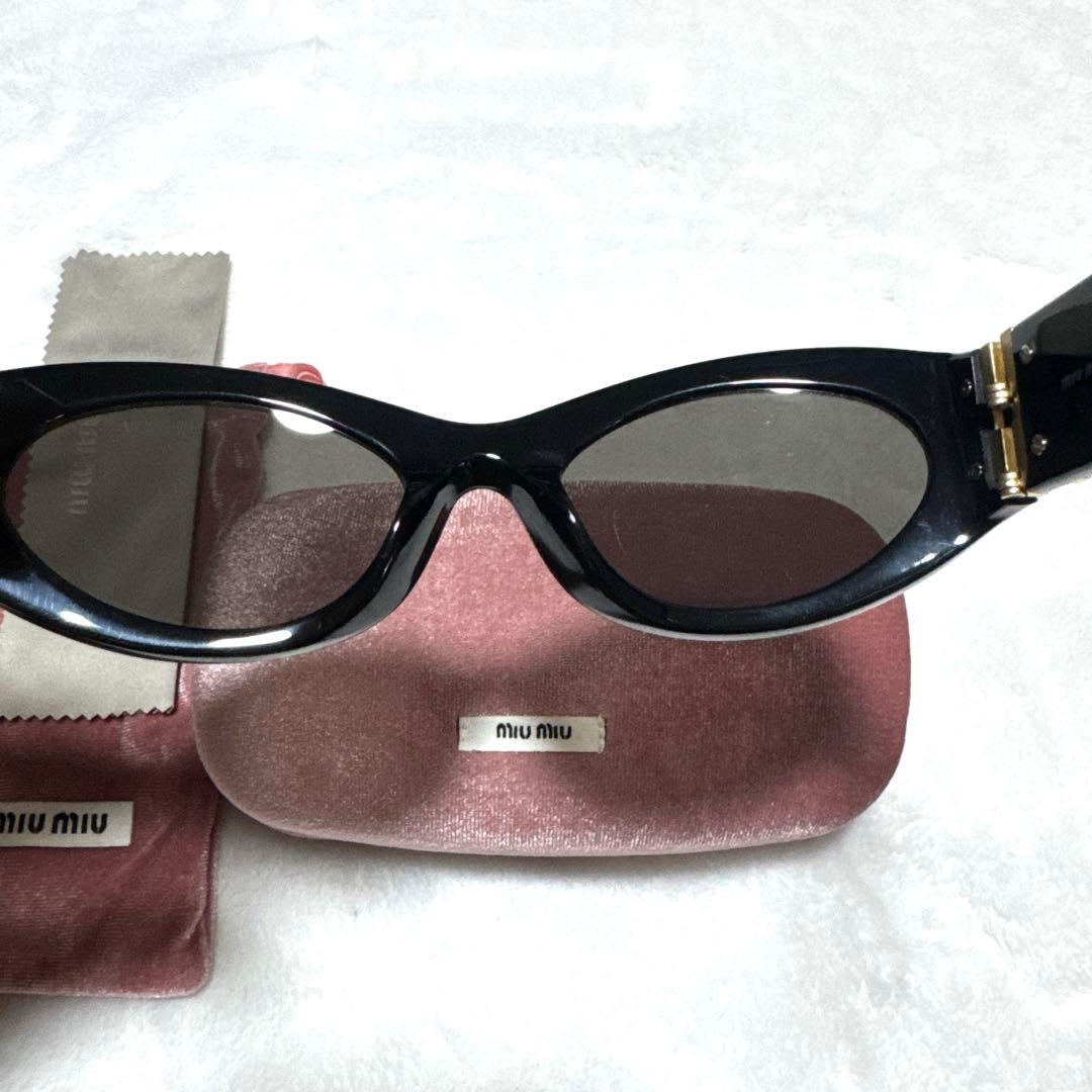 MIUMIU Glimpseサングラス ブラック 登坂広臣着用モデル美品　正規品