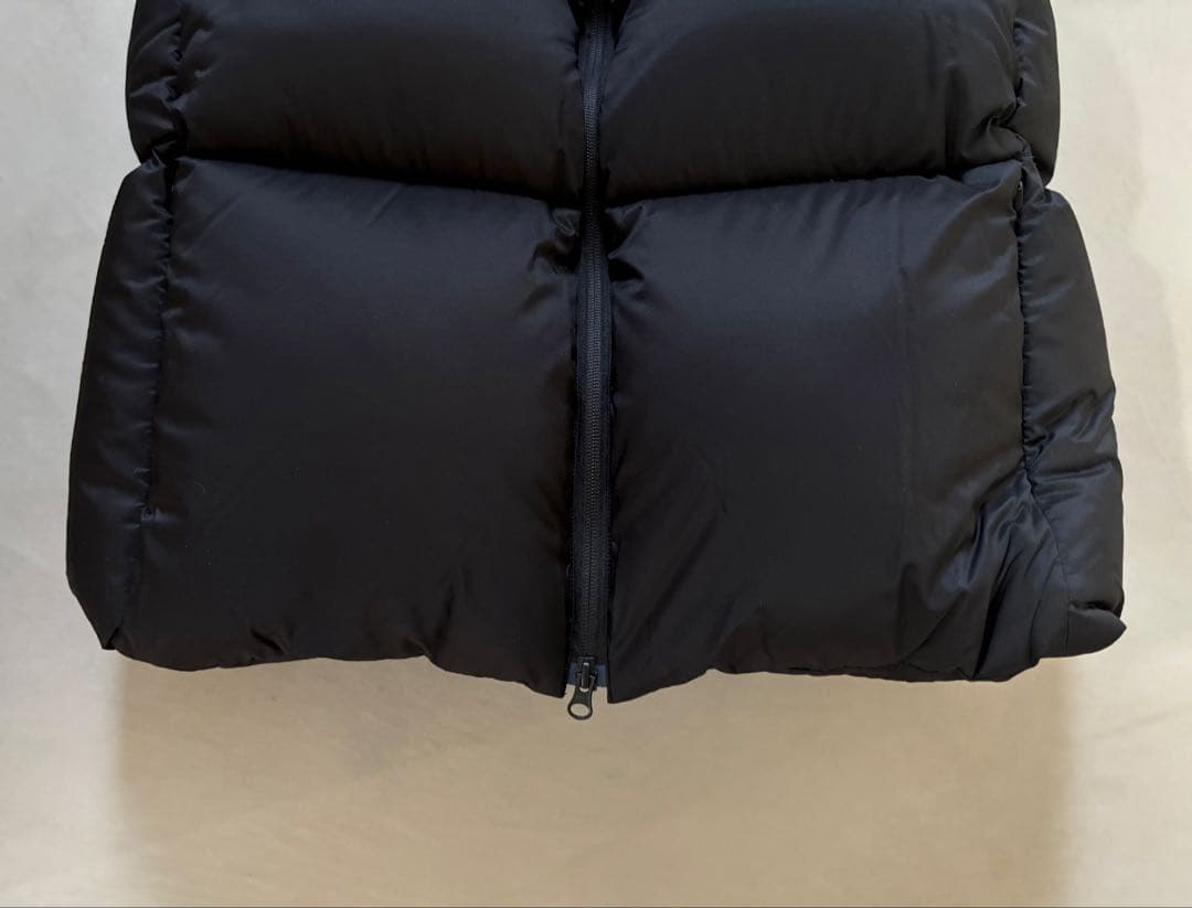 【新品】OVY ／Collarless  Down 【Ｌサイズ】