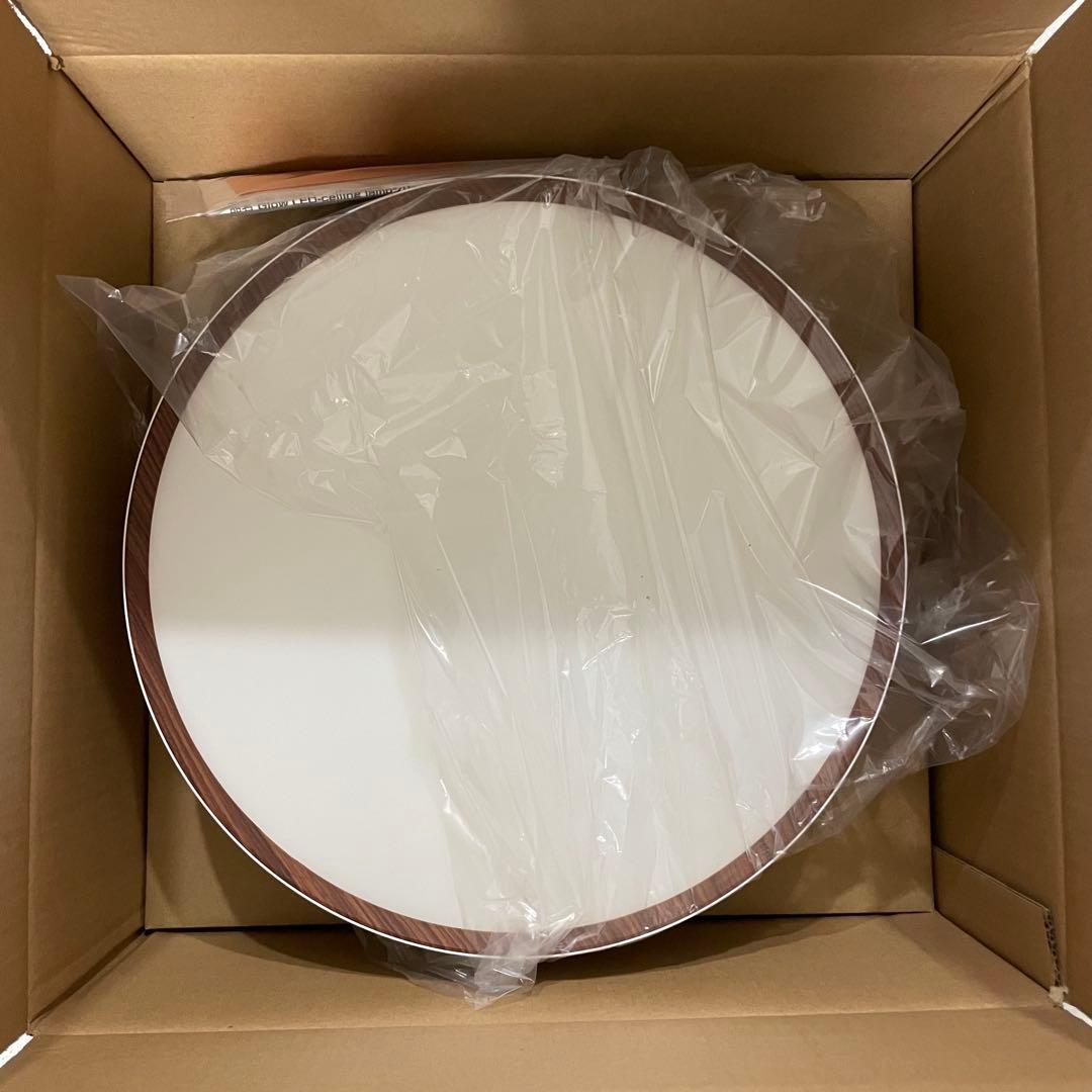 新品未使用　8畳用 アートワークスタジオ グロー4000 シーリングライト