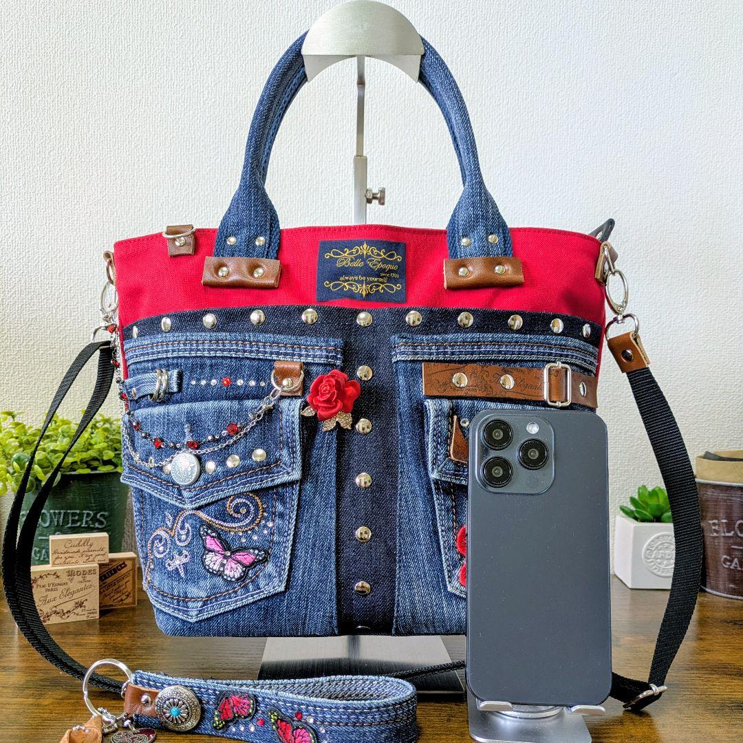 デニムリメイク 2wayトート｜薔薇×バタフライ刺繍・ポケットたくさん・底鋲付き