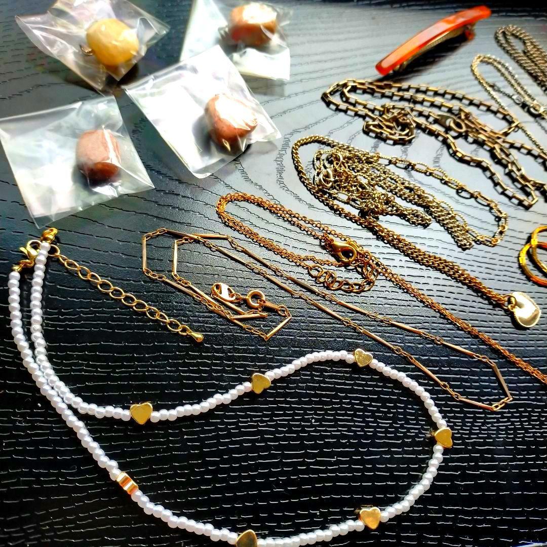 近*松様 遺品整理 アクセサリーまとめ売りヴィンテージ ゴールド 多数ネックレス