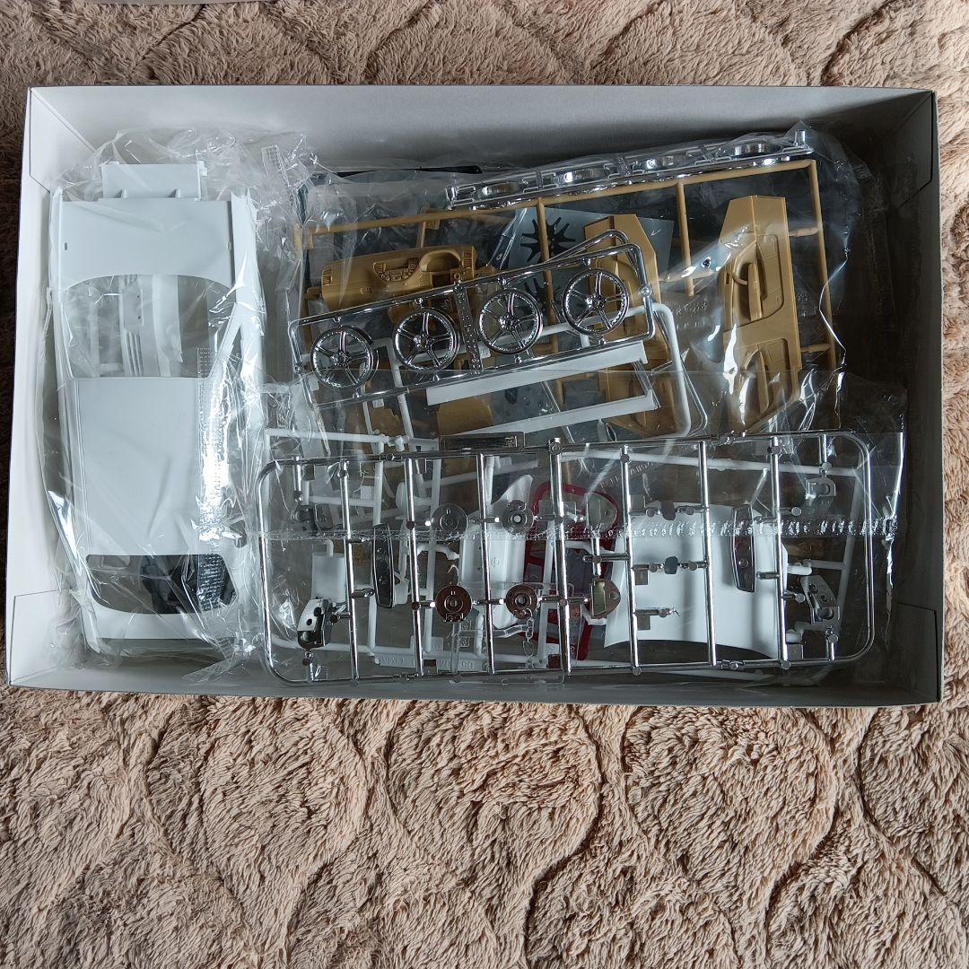 CROWN MAJESTA & F50 CIMAプラモデルセット