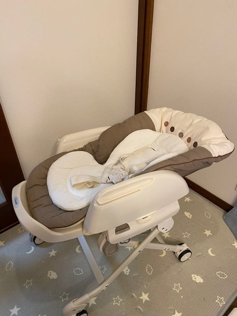 mickey【美品】コンビ ネムリラ オートスウィング 電動