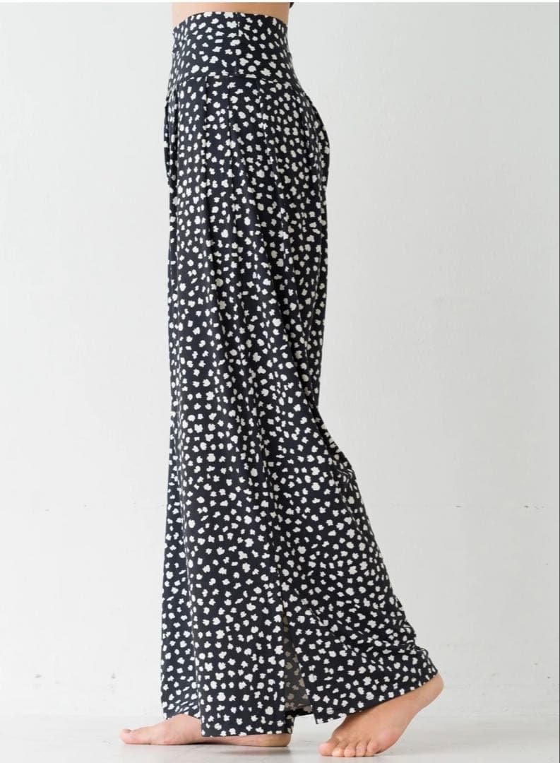 未使用品✨リンダワークス アーヤパンツ ポップコーン AY15005 Mサイズ