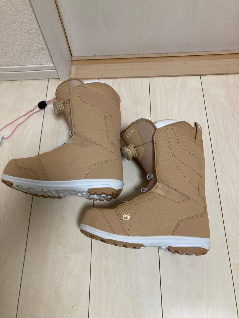 チャッキー Nidecker レディース スノーボードブーツ 23.5cm