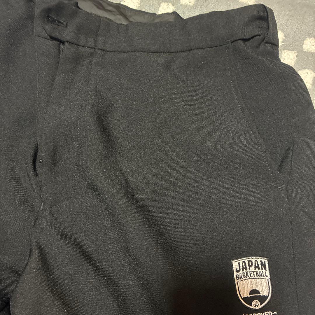 ON THE COURT レフリーズボン ベルトレスLサイズポケットあり