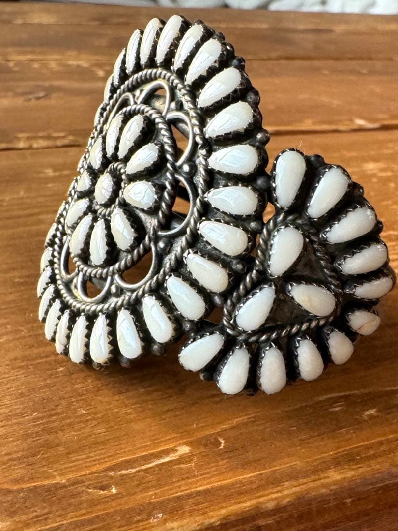 インディアンジュエリ⭐︎ズニ族　ニードルポイントバングル