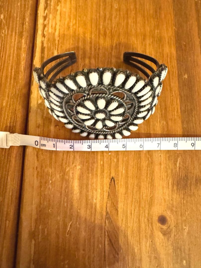 インディアンジュエリ⭐︎ズニ族　ニードルポイントバングル