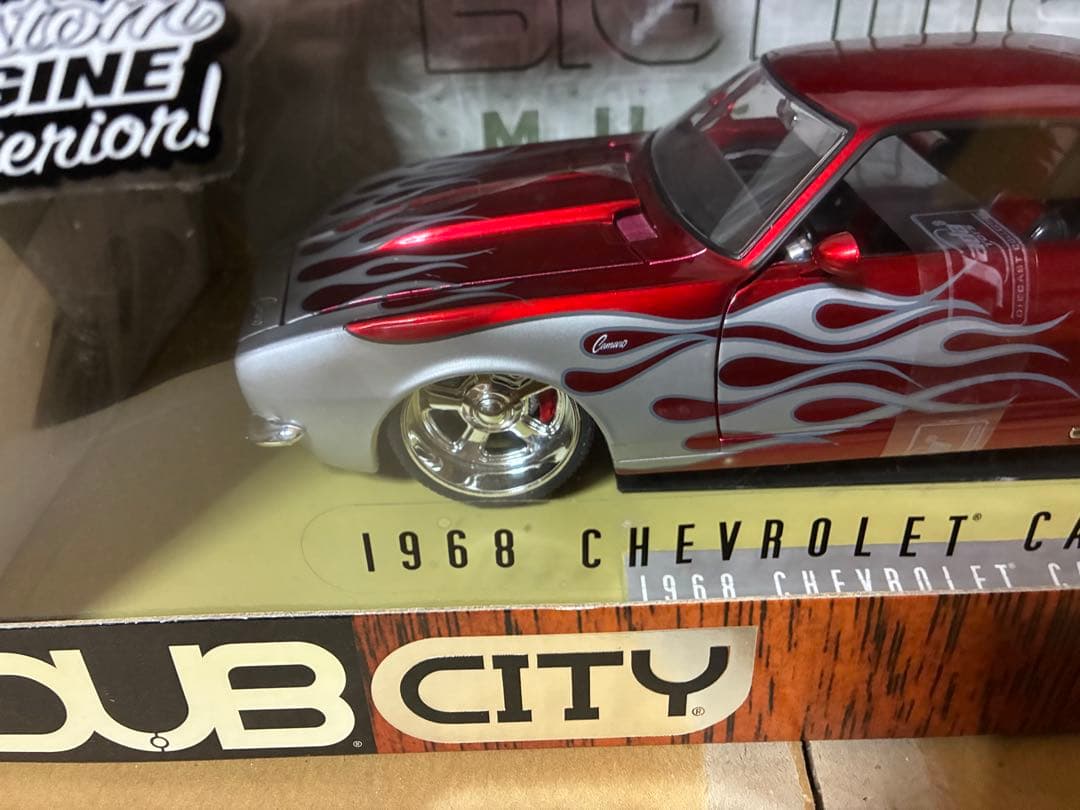 1966 Chevrolet Camaro 1/18ミニカー
