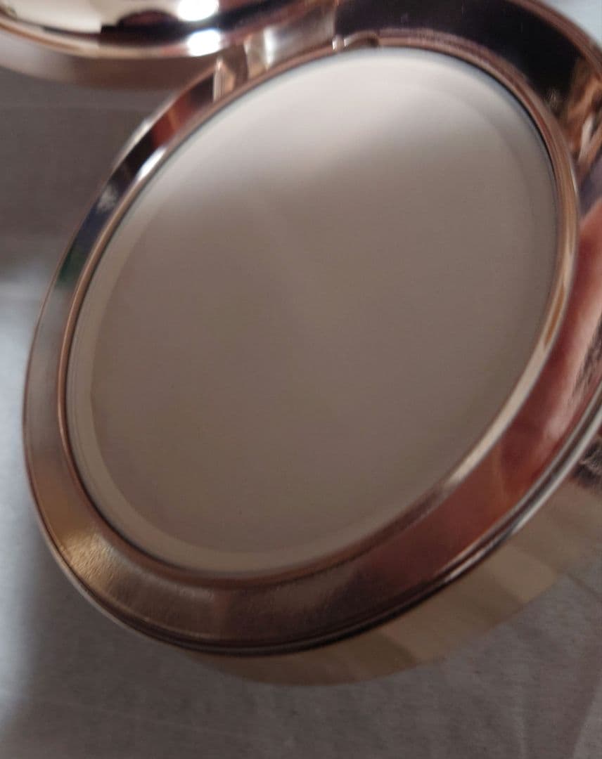 COSME DECORTE マルセルワンダース フェイスパウダー 2024