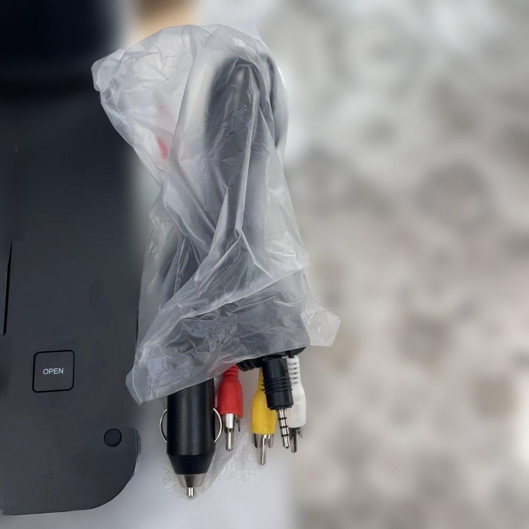 YAMAZEN 9インチ ポータブルブルーレイプレーヤー TMB-L90R1