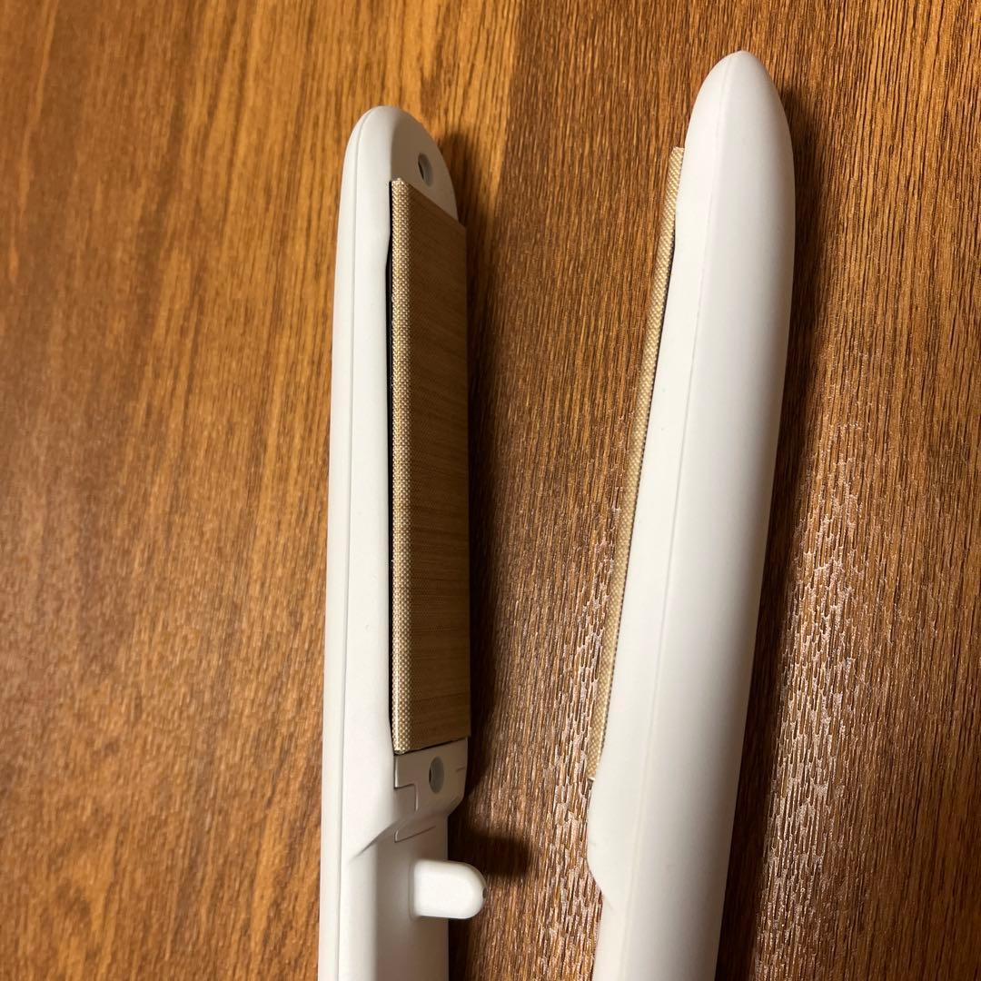 【新品未使用】KINUJO W DS100 ヘアアイロン