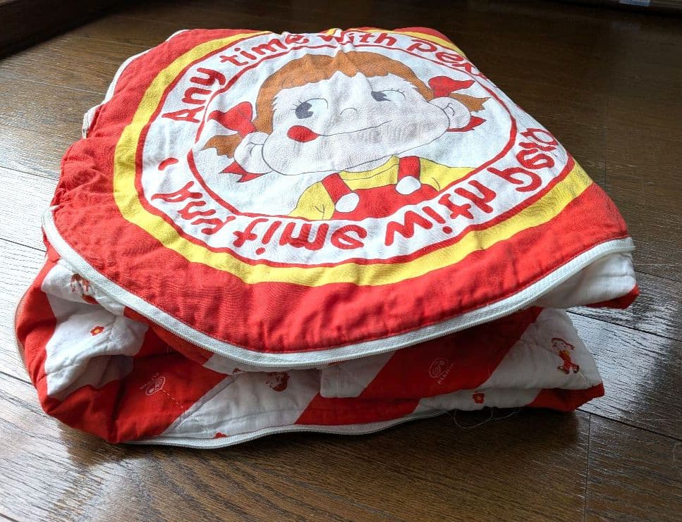 【非売品　レア】ペコちゃん クッションブランケットストライプ）コレクターアイテム