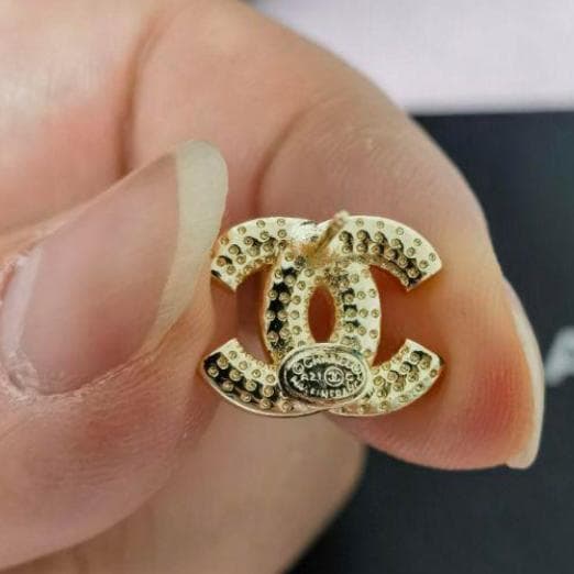 ゴールド シャネル ピアス