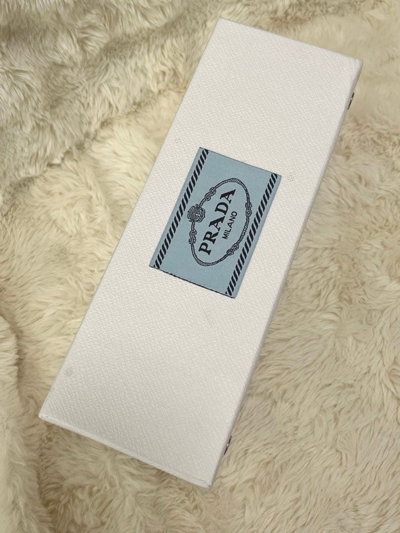 【未使用】PRADAプラダ｜タンブラー·水筒·ステンレス（箱あり）