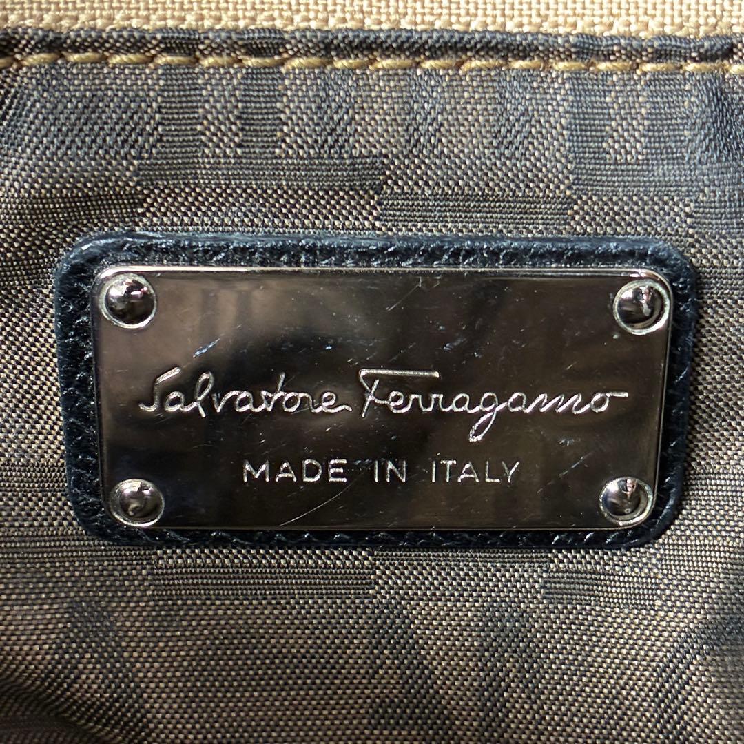 美品✨サルヴァトーレフェラガモ ビジネス トートバッグ レザー ガンチーニ