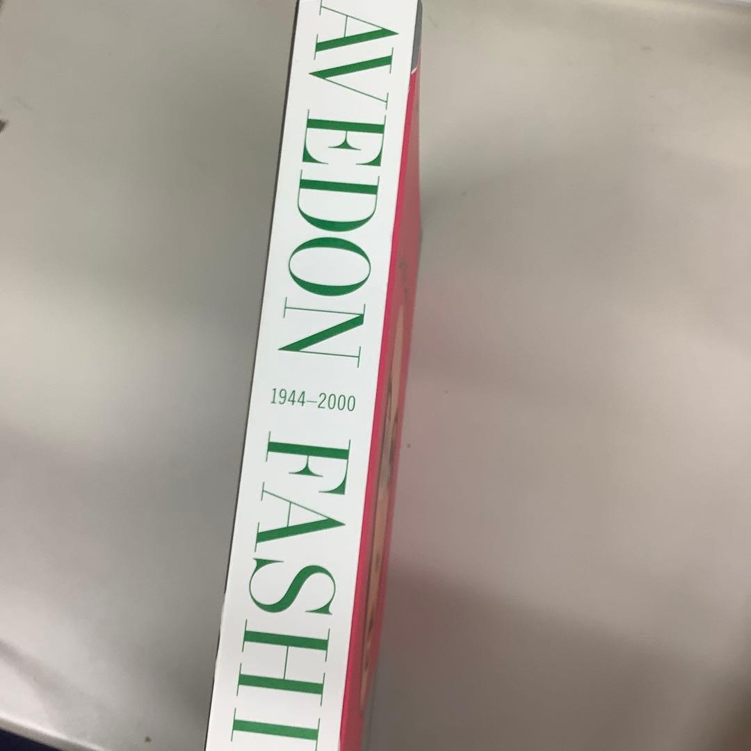 アート・デザイン・音楽 Richard Avedon Fashion 1944-2000