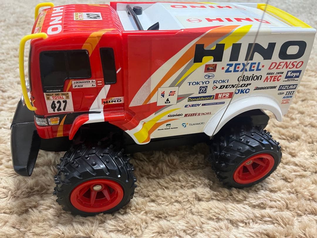 ラジコン 日野レンジャー ダカール
