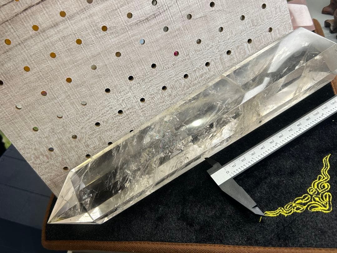 水晶 ポイント タワー 1.5kgオーバー