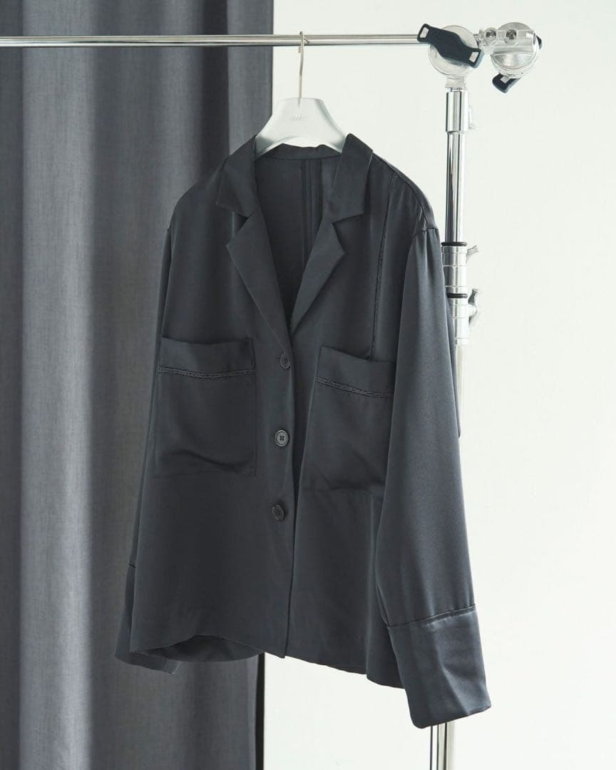 anuke Satin Tailored Shirts ネイビー