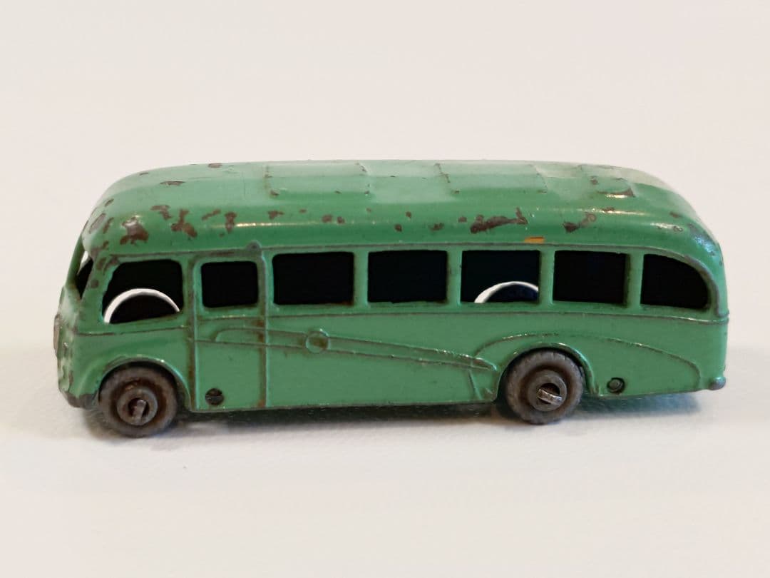 ミニカー MATCHBOX No.21 a Bedford Coach 1st