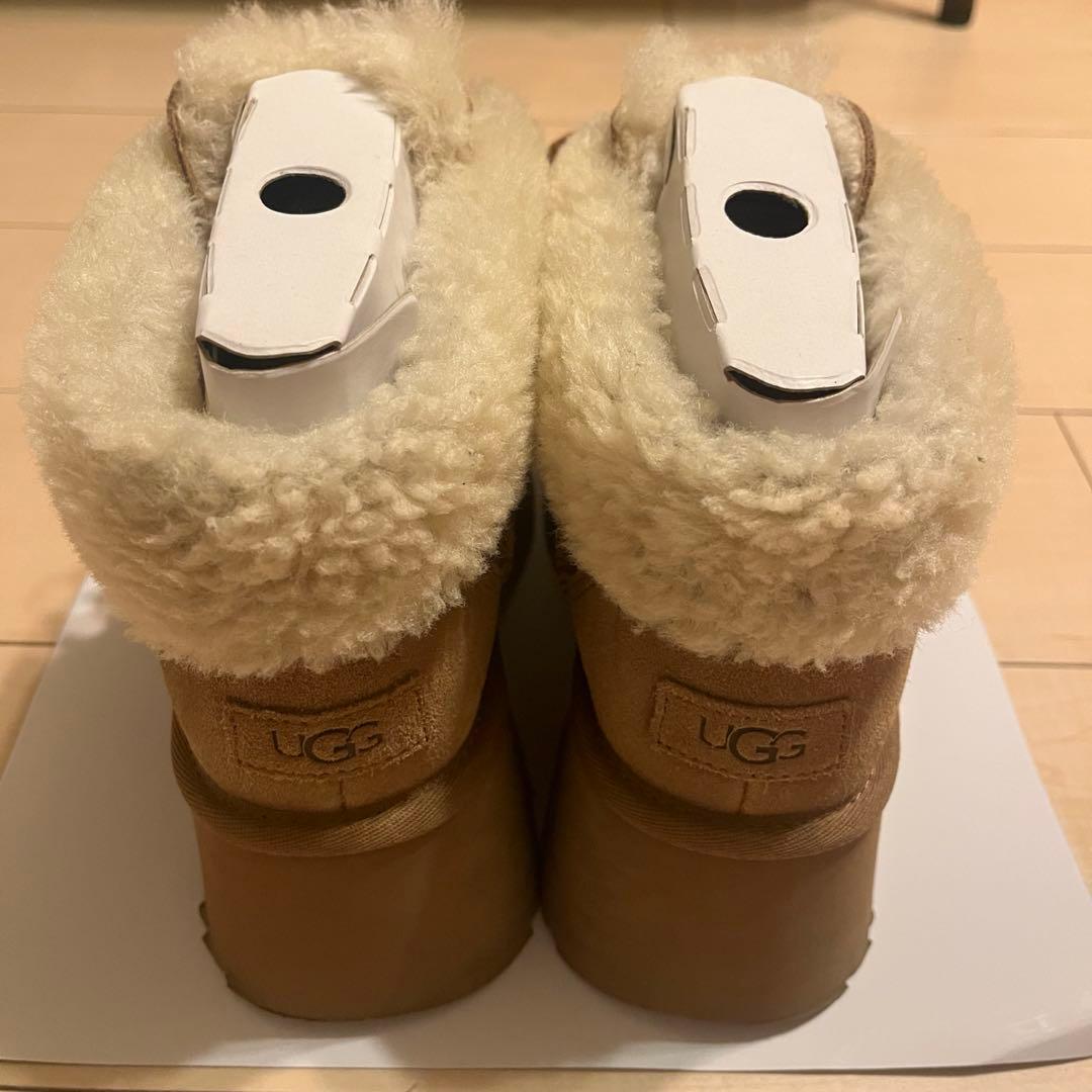 UGG Esmee Lace Up アグ　エスミーレースアップ　US7 24cm