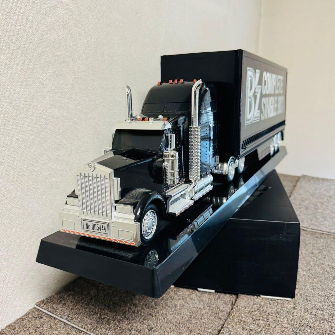 A16 激レア✨コレクション品✨B'z コンプリートシングルBOX トレーラー型