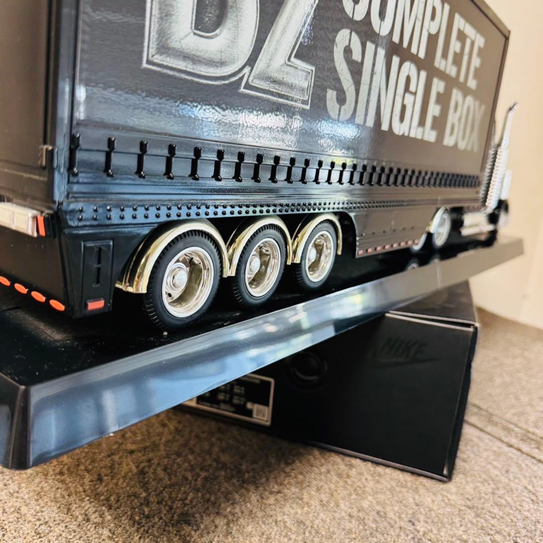 A16 激レア✨コレクション品✨B'z コンプリートシングルBOX トレーラー型