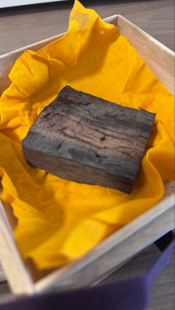 寺院保管　六国五味《伽羅》落款印付き　73g 香木　沈香　茶道具　ベトナム産