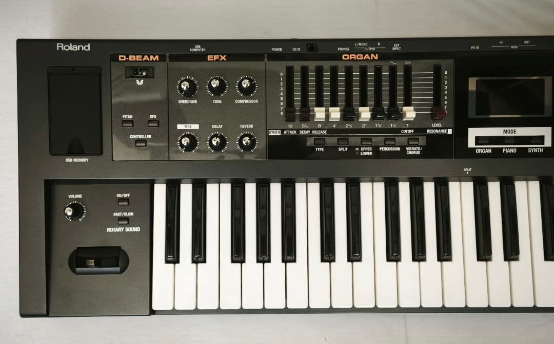 ROLAND V-Combo VR-09　61鍵盤 キーボード、シンセサイザー