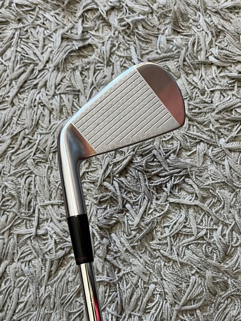 ONOFF KURO FORGED アイアン4番単品　2022モデル