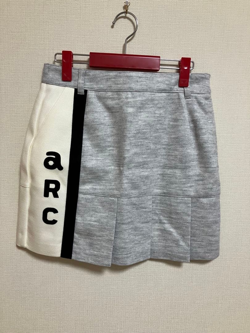 【タグ付き未使用品】archivio プリーツスカート グレー ホワイト