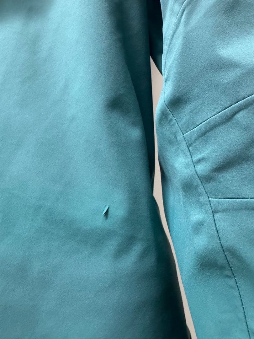 LIMIT スノーウェア　上下セット　Mサイズ　レギュラーフィット　ターコイズ