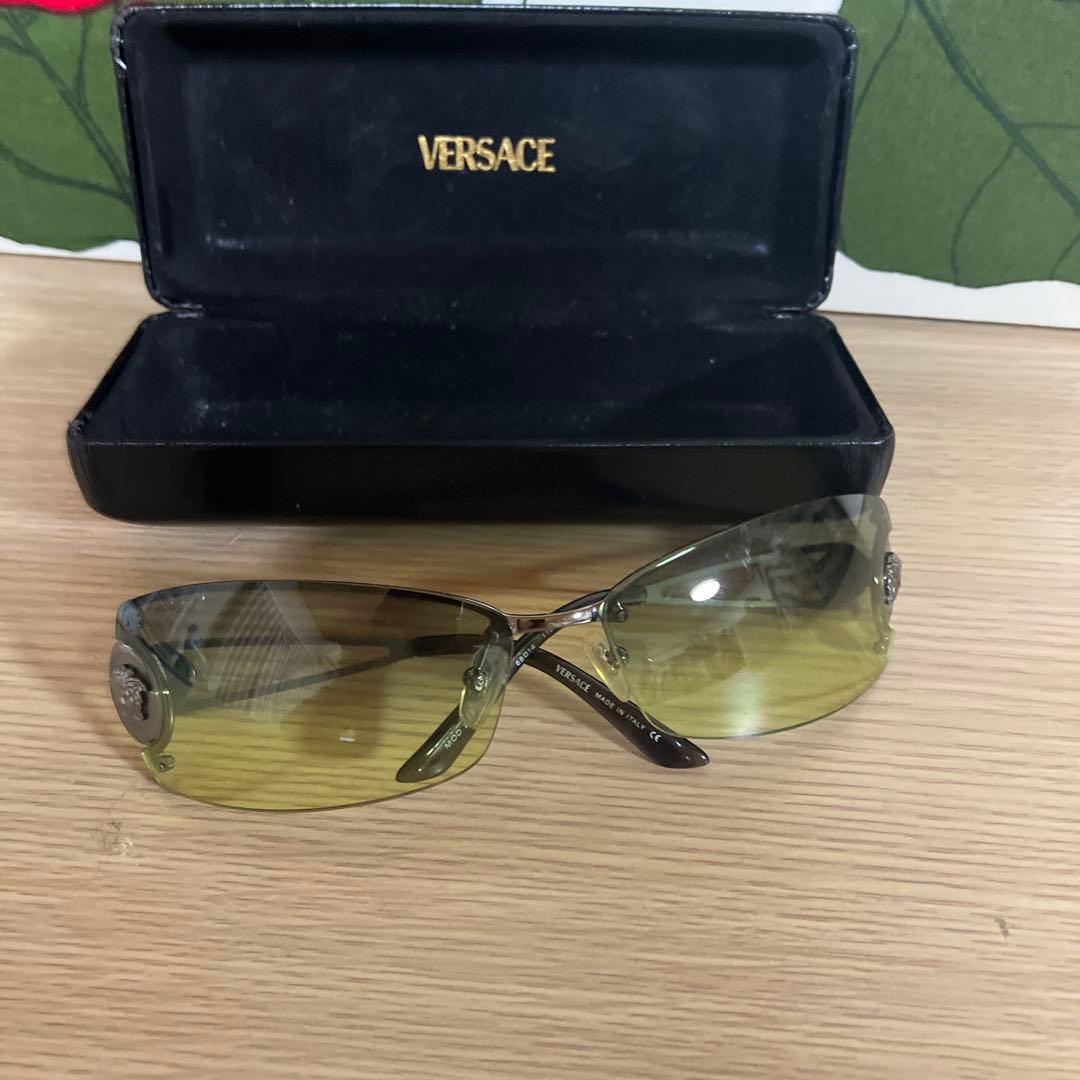 VERSACE イエローレンズ サングラス ケース付き