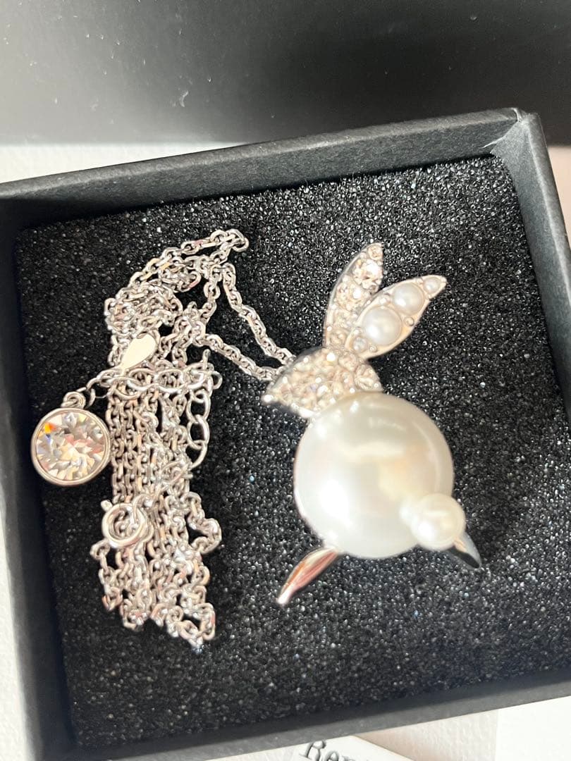未使用品♡Reneルネ♡うさぎブローチネックレス